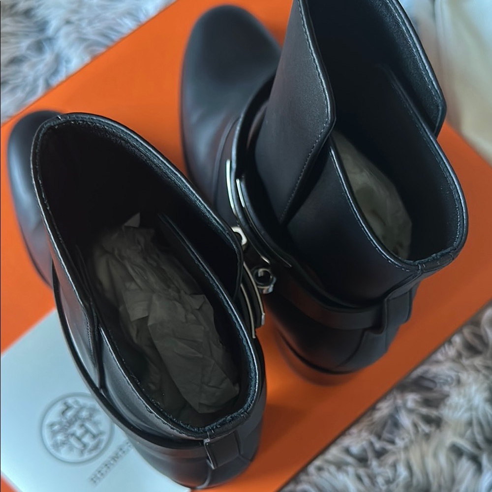 Hermès Black Leather Ankle Boots - Picture 4 of 9